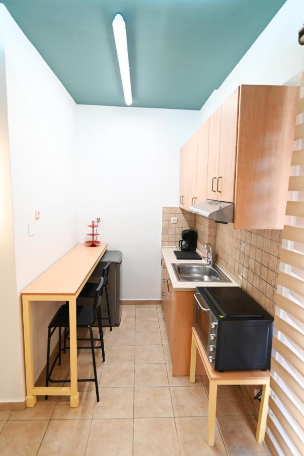 The Whole Packet C3 Center With Parking Apartment Larissa Bagian luar foto
