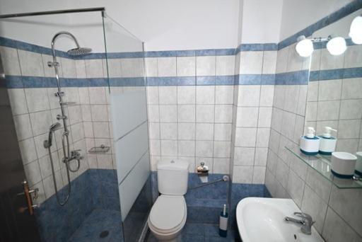 The Whole Packet C3 Center With Parking Apartment Larissa Bagian luar foto